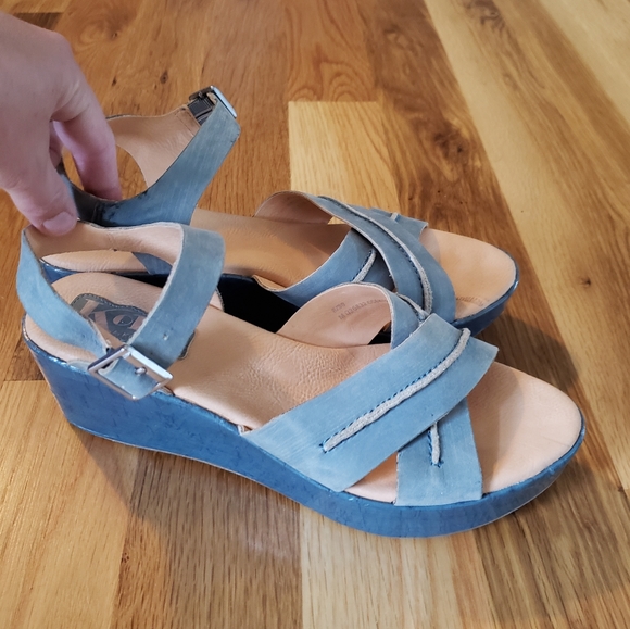 korks teal platform sandal